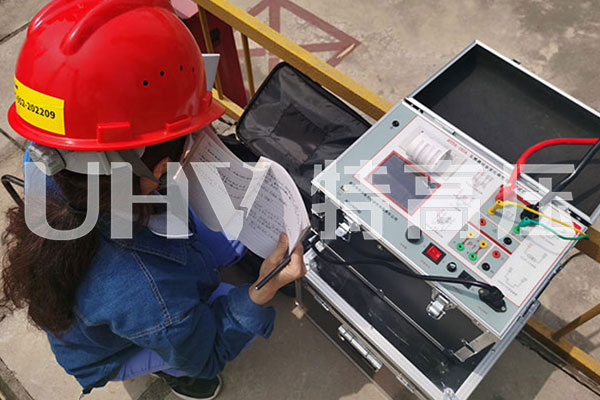 特高壓為河南洪泰電力公司提供售后服務(wù)(圖4) 特高壓為河南洪泰電力公司提供售后服務(wù)(圖4)